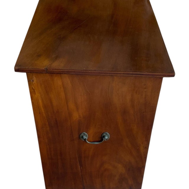 Early 19th Century Antique American Federal Mahogany Diminutive Four-Drawer Chest Possibly Mid-Atlantic Circa 1800–1825 For Sale - Image 5 of 12