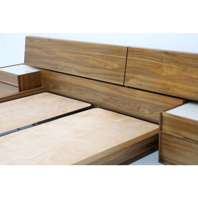 Swan Bedroom Set by Huppe For Sale - Image 4 of 9