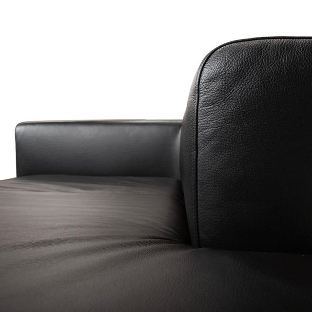 Ligne Roset Black Leather Daybed from Ligne Roset For Sale - Image 4 of 12