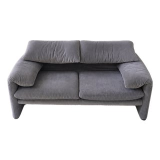 Maralunga 2-Seater Sofa by Vico Magistretti for Cassina, 1970s For Sale