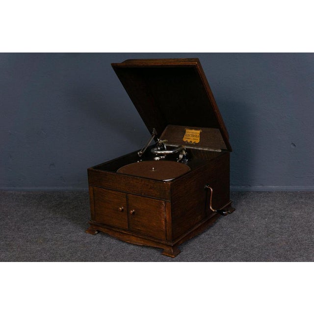 Object: gramophone Epoch & style: Art Nouveau - 20s-30s of the 20th century Features - well-kept collector's item from the...