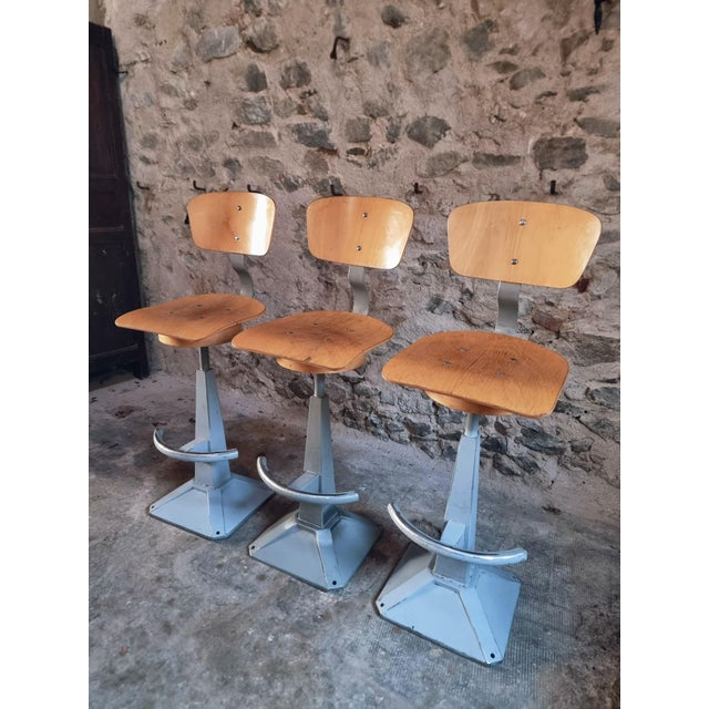 Mid-Century Modern Industrial Swivel Workshop Chairs in Wood and Metal, 1970s, Set of 3 For Sale - Image 17 of 18