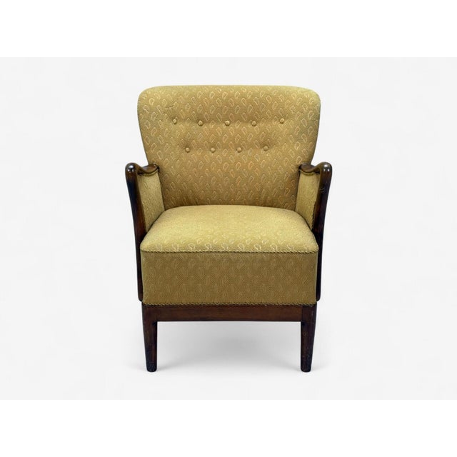 Slagelse Mobelvaerk, Danish Mid-Century Modern, Fabric, Wood, Sculptural Arm Chair, Denmark, 1960s A sculptural lounge...