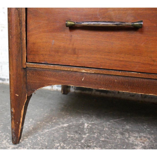 Mid 20th Century Kent-Coffey 'Perspecta' Walnut / Rosewood Highboy Dresser For Sale - Image 13 of 15