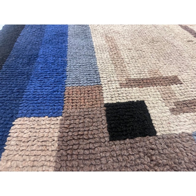 Fine Mid Century French Wool Rug 4'9" X 7'3" For Sale In New York - Image 6 of 8