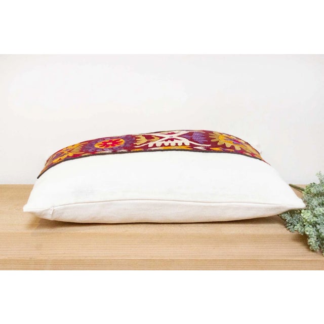 Bisan Antique Uzbek Suzani Linen Pillow For Sale - Image 4 of 7