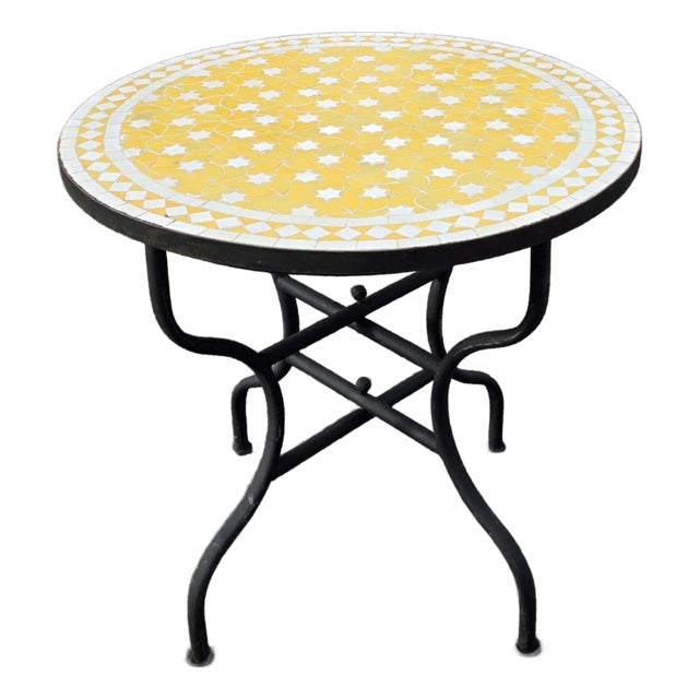 32" Handcrafted Yellow and White Rafraf Moroccan Mosaic Table For Sale