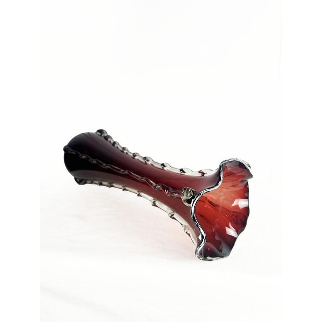 Mid-Century Modern Venetian Handblown Cranberry Red and Clear Glass Vase, Italy, 1960 For Sale - Image 4 of 10