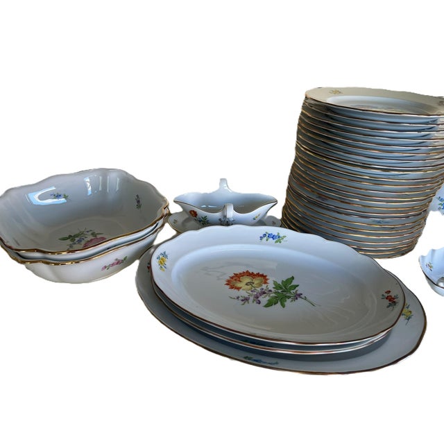 1990s Porcelain Plate Set with Floral Decoration from Meissen Porcelain, 1990s For Sale - Image 5 of 15
