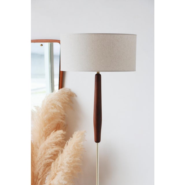 1960s Vintage Teak and Brass Floor Lamp with Cream Lampshade, 1960s For Sale - Image 5 of 11