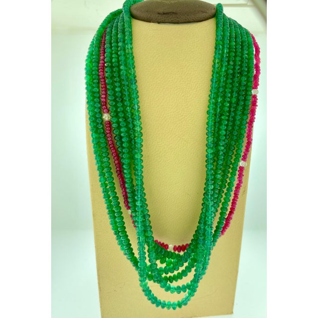 Emerald 360 Carat Emerald, Burma Ruby and Diamond Beads Necklace 18 Karat Yellow Gold For Sale - Image 8 of 18