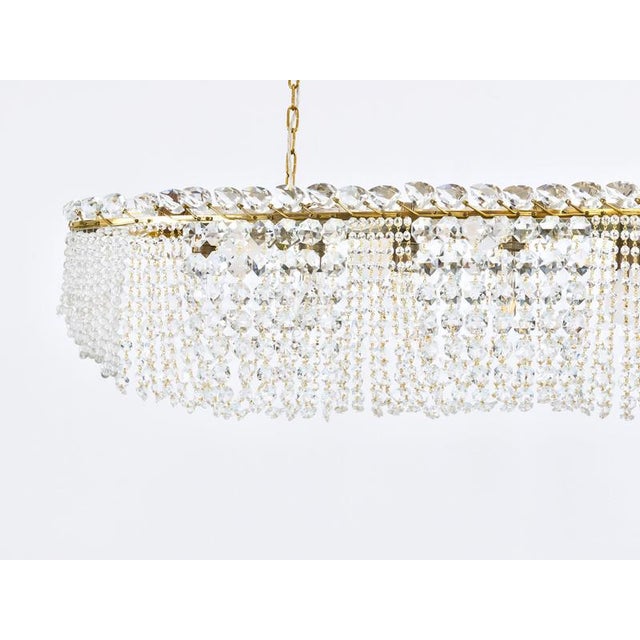 58 Zeppelin Chandelier in Crystal and Brass by J. T. Kalmar for Kalmar, Vienna, Austria, 1950s For Sale - Image 13 of 18