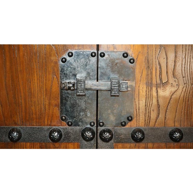 Antique Korean Elm Jang Cabinet with Iron Mounts, 1900 For Sale - Image 6 of 18