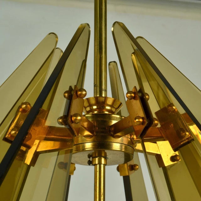 Gold Italian Pendant in Tinted Glass and Gilded Brass by Gino Paroldo, 1950s For Sale - Image 8 of 10