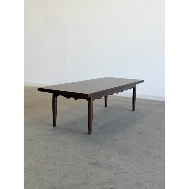 1940s Vintage Coffee Table With Scalloped Apron For Sale - Image 5 of 8