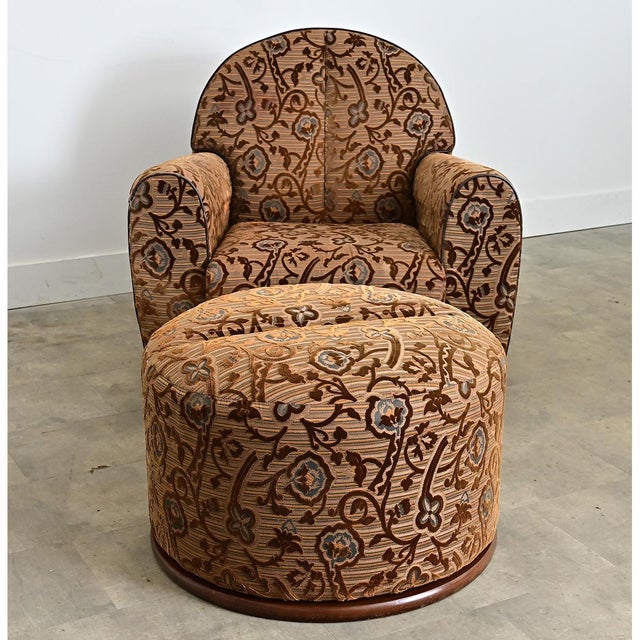 This French Art Deco club chair and ottoman set make an irresistibly comfortable pair for lounging, reading, or simply to...