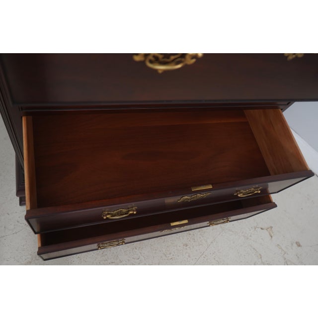 1980s Kindel National Trust Mahogany Chest on Chest For Sale - Image 5 of 16