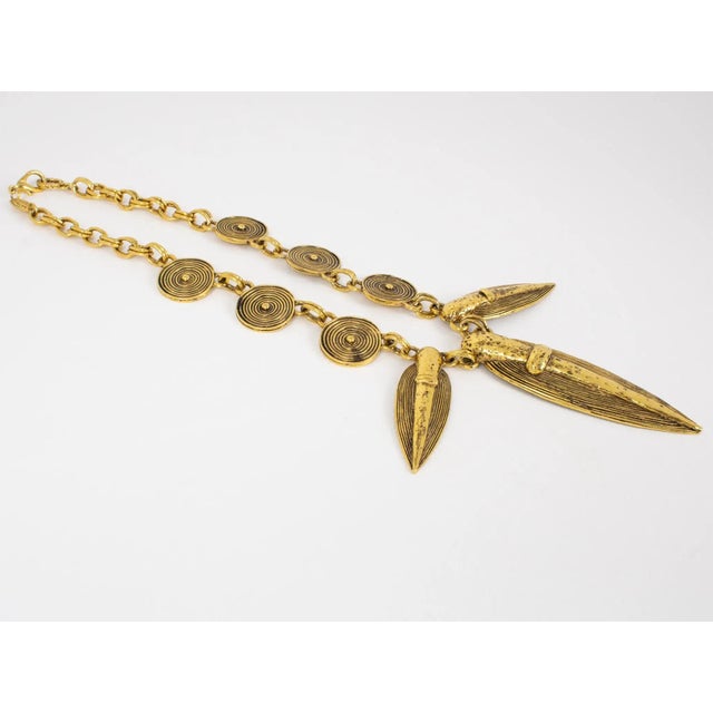 Guy Laroche Gilt Metal Tribal Necklace For Sale - Image 4 of 9