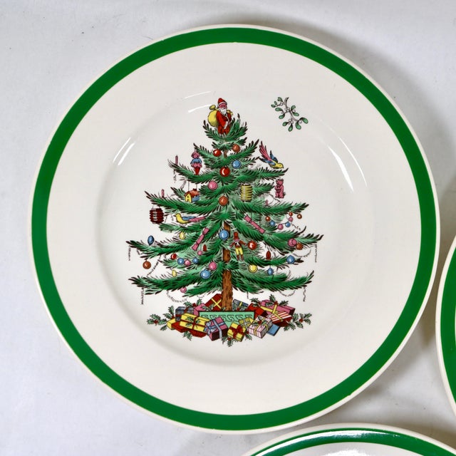Spode Vintage Spode England "Christmas Tree" Pattern Plates - Set of 3 For Sale - Image 4 of 10