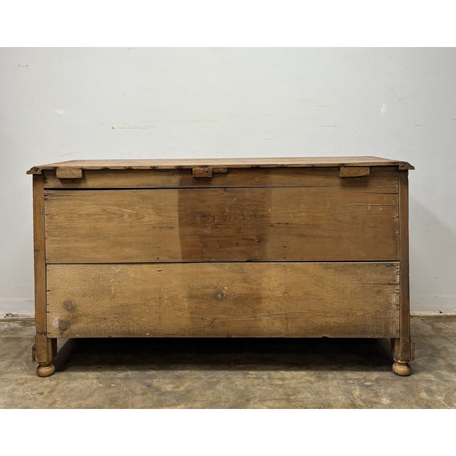 19th Century English Pine Dresser Base For Sale - Image 9 of 10