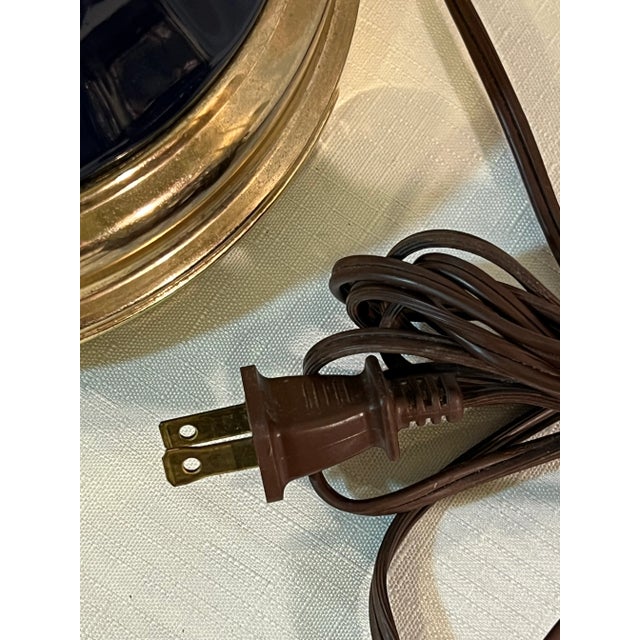 Vintage Hollywood Regency Cobalt Blue Fluted Ginger Jar Table Lamp on Brass Stand For Sale - Image 10 of 12