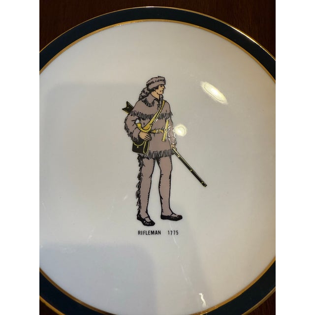 Add a touch of American heritage to your table or display cabinet with this exquisite set of 4 vintage plates from the...