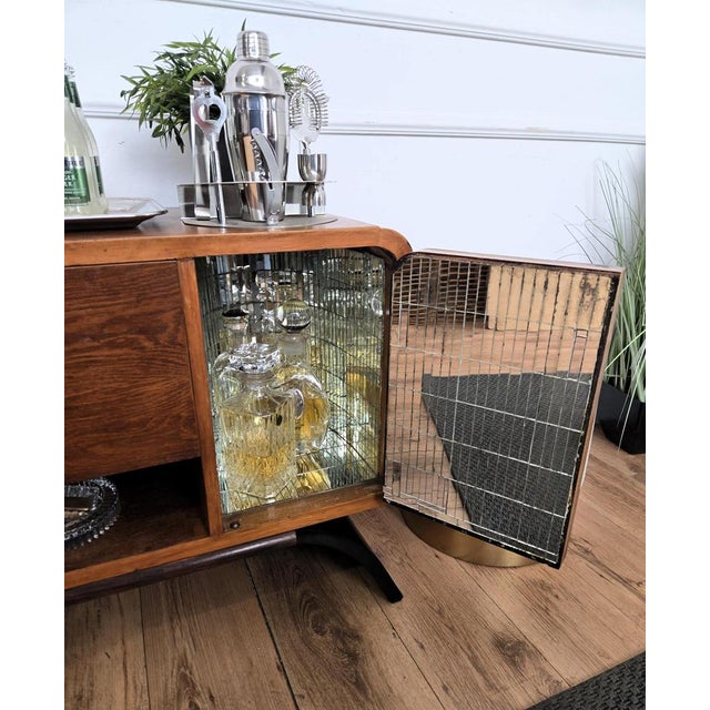 Mid-Century Art Deco Italian Walnut, Burl, and Mirror Mosaic Dry Bar Cabinet from Paolo Buffa, 1950s For Sale - Image 6 of 11