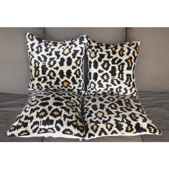 Animal Print Decorative Velvet Pillow Covers- Set of 4 For Sale In Tampa - Image 6 of 12