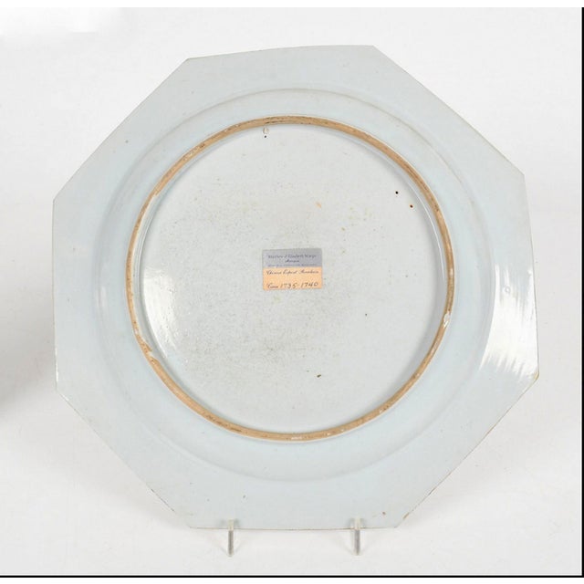 Early 18th Century Early 18th Century Chinese Export Porcelain Famille Rose Octagonal Botanical Dish For Sale - Image 5 of 6