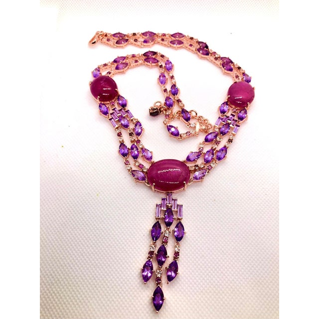 Bochic “Capri” Vintage Art Deco Ruby & Amethyst Necklace Set in 18K & Silver For Sale In New York - Image 6 of 6