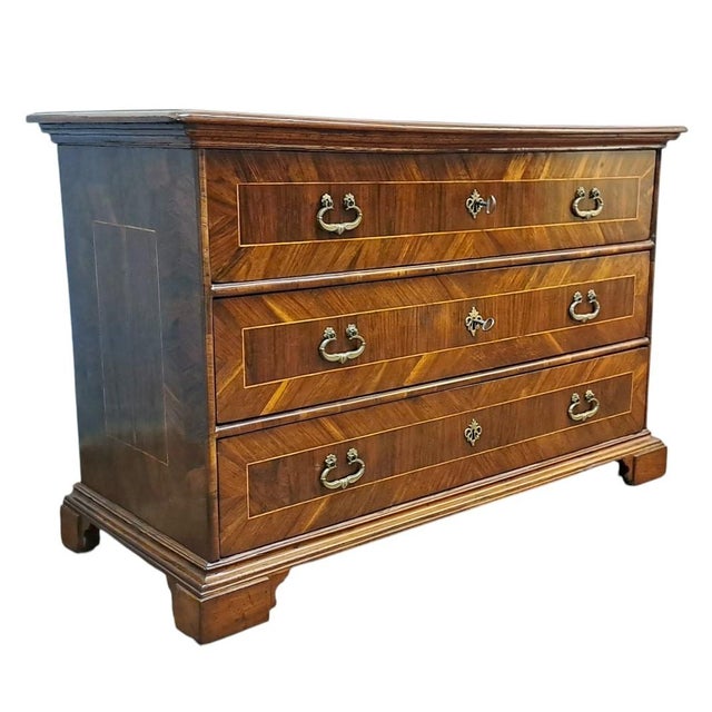 Important 17th-Century Modenese Chest of Drawers : Magnificent Modenese chest of drawers dating back to the 17th century....