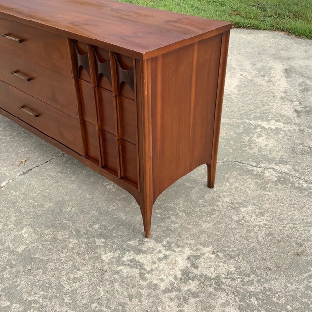 Tan 1970s Prospects by Kent Coffey MCM Dresser For Sale - Image 8 of 18