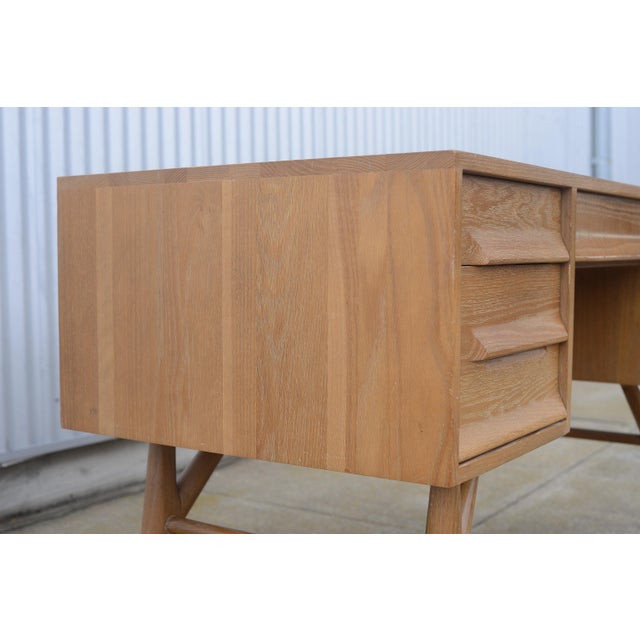 1950s Mid Century Jack Van Der Molen for Jamestown Lounge Company Desk For Sale - Image 9 of 18