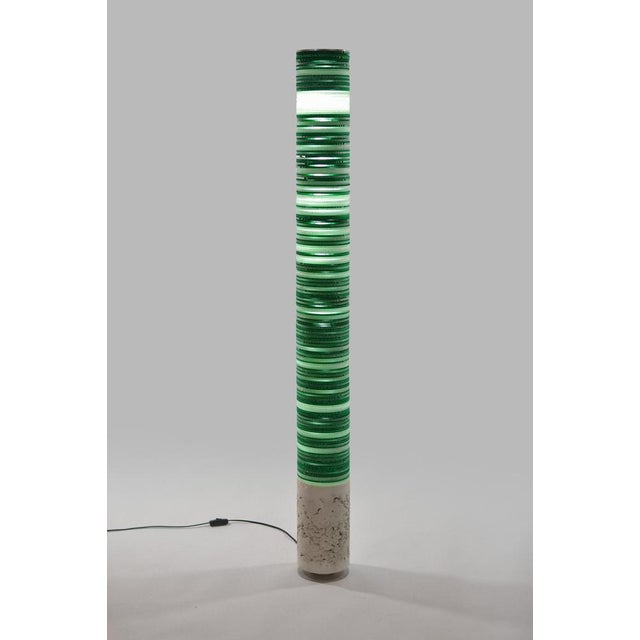 The chlorophyll probe - floor lamp brings the micro life of vegetal nature into your space. Made by stacking corrugated...