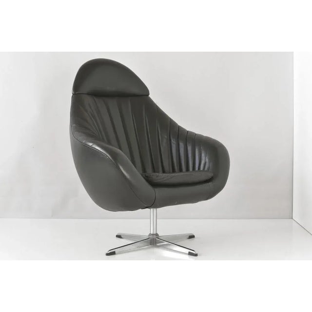 Dutch Swivel Bucket Chair in Leather, 1960s For Sale - Image 6 of 11
