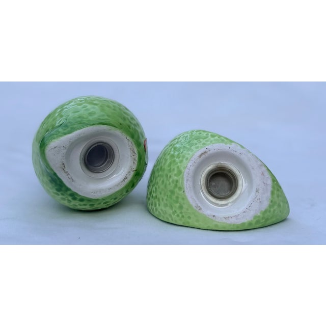 Late 20th Century Citrus Chic Trompe-l'Oeil Ceramic Sliced Lime Salt and Pepper Shakers - A Pair For Sale - Image 5 of 10