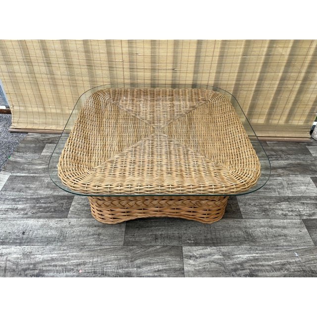 Coastal Style Braided Rattan Coffee Table. Circa 1980s For Sale In Miami - Image 6 of 18