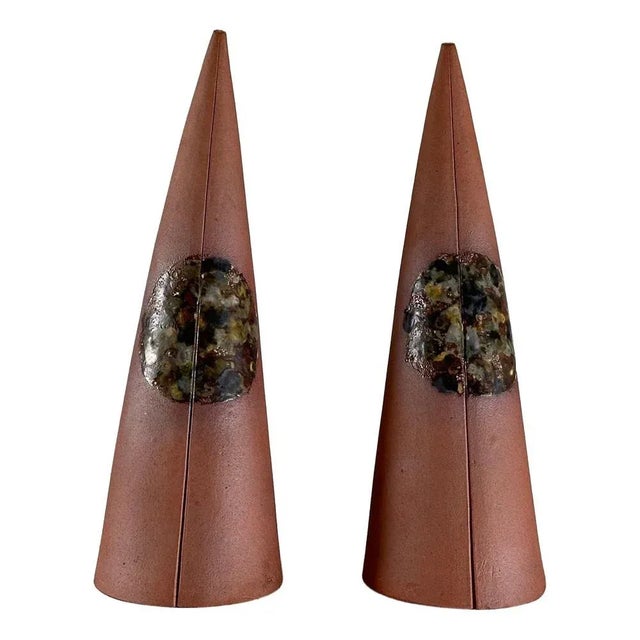 Exquisite Hand-Painted Ceramic Decorative Cones attributed to Giancarlo Scapin, 1970s, Set of 2 For Sale - Image 12 of 12