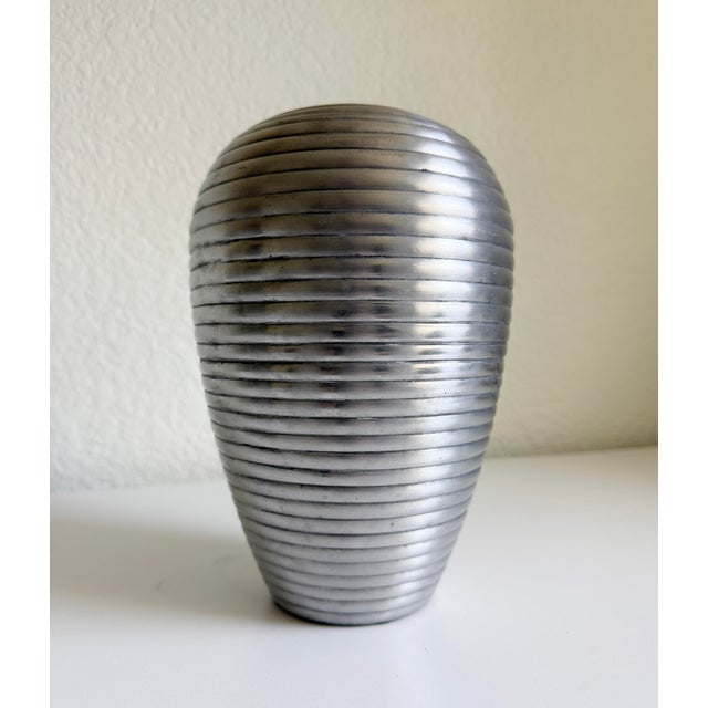 Silver Art Deco Style Ribbed Metal Vase, Late 20th Century For Sale - Image 8 of 9