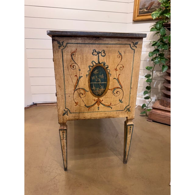 19th Century Venetian Chest of Drawers For Sale - Image 13 of 18