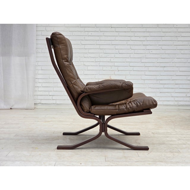 1970s Scandinavian Armchair in Brown Leather, 1970s For Sale - Image 5 of 18
