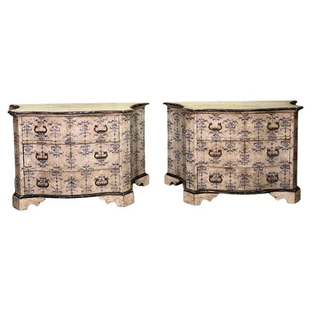 Italian Chests of Drawers in Pinewood, Early 20th Century, Set of 2 For Sale - Image 12 of 12