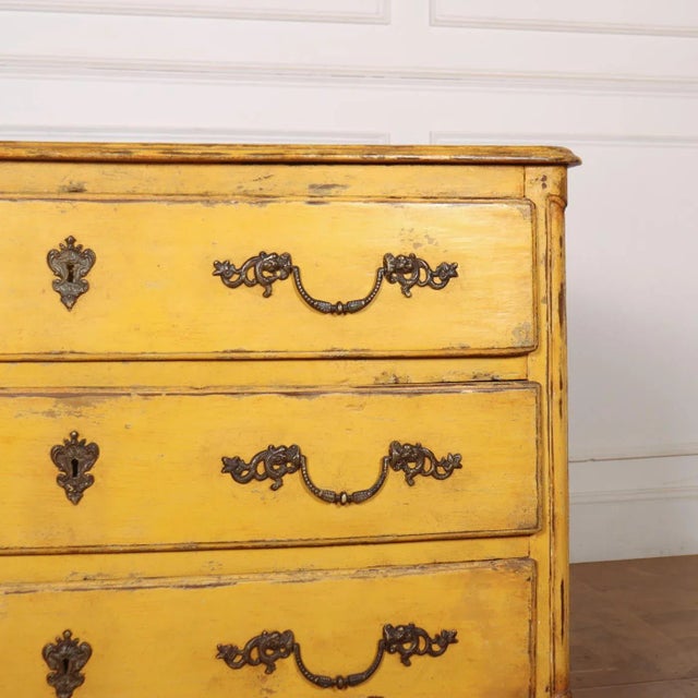 Gold 18th Century Painted Commode For Sale - Image 8 of 11