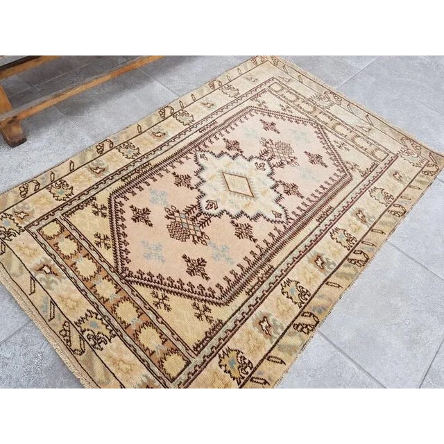 Art Deco 1960s Handknotted Vintage Wool Rug For Sale - Image 3 of 10