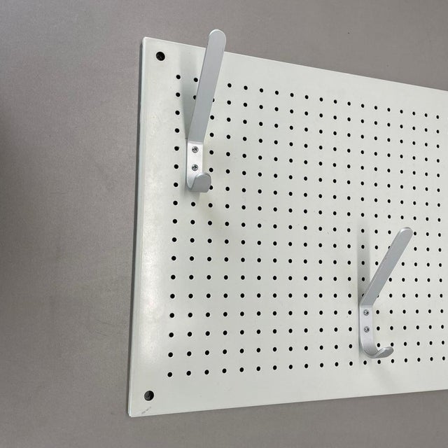 Metal RZ 61 Wall Wardrobe Panel Element by Dieter Rams for Vitsoe, 1960s For Sale - Image 13 of 18