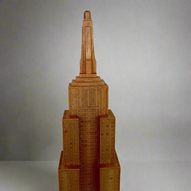1970s Late 20th-Century Empire State Building Skyscraper Floor Lamp, Italy For Sale - Image 5 of 9