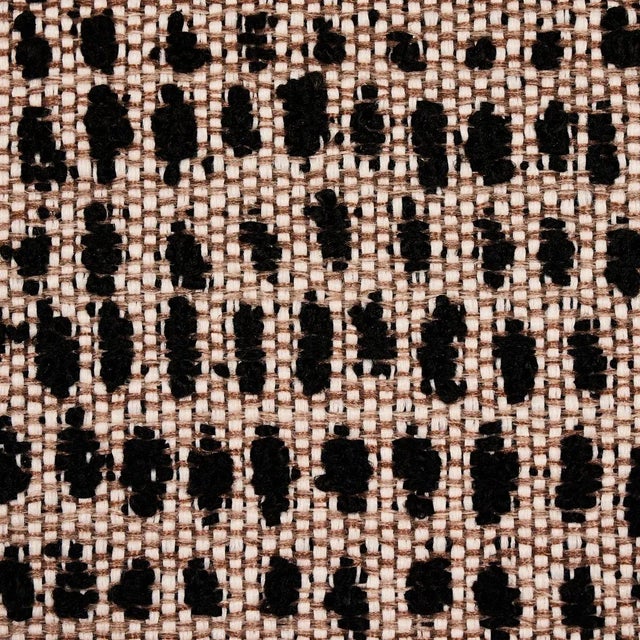 An irregular textural weave with a hint of animal chic, Oscar Indoor/Outdoor is a high-style, high-performance fabric that...