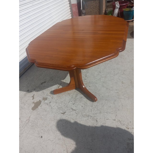 Mid 20th Century Scalloped Edge Teak Butcher Block Dining Table W/ Leaf For Sale - Image 9 of 9