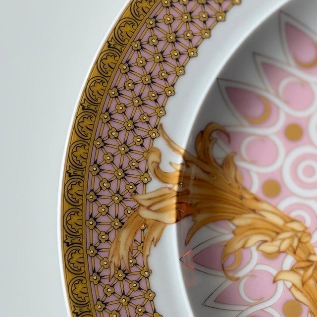 2010s Les Reves Byzantine Plates by Versace for Rosenthal, 2017, Set of 6 For Sale - Image 5 of 7
