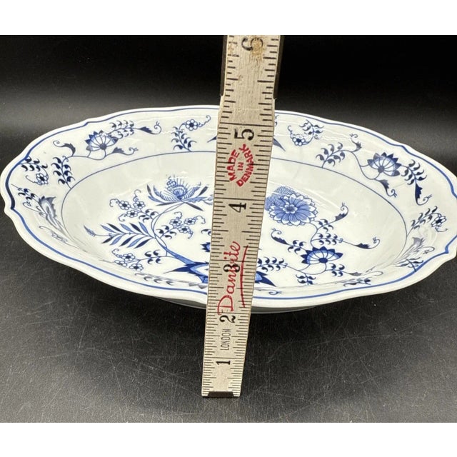 1990s Vintage Blue Danube Onion China Japan Oval Vegetable Serving Bowl For Sale - Image 5 of 5